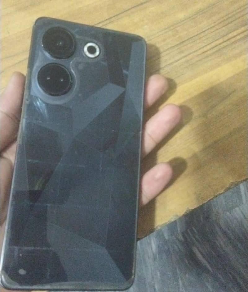 Tecno CAMON 20 1
