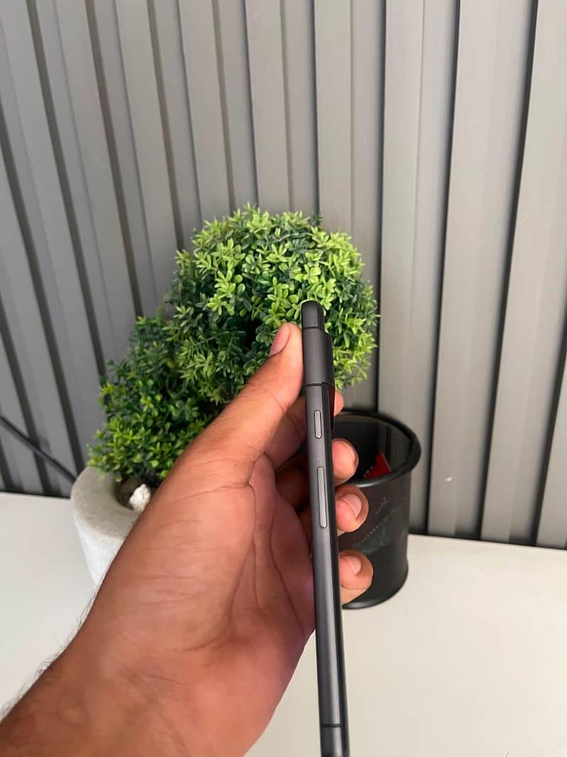 Google Pixel 7 3