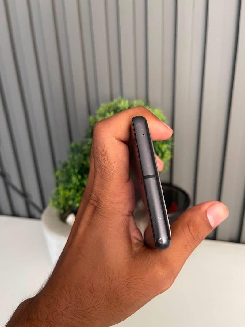 Google Pixel 7 5