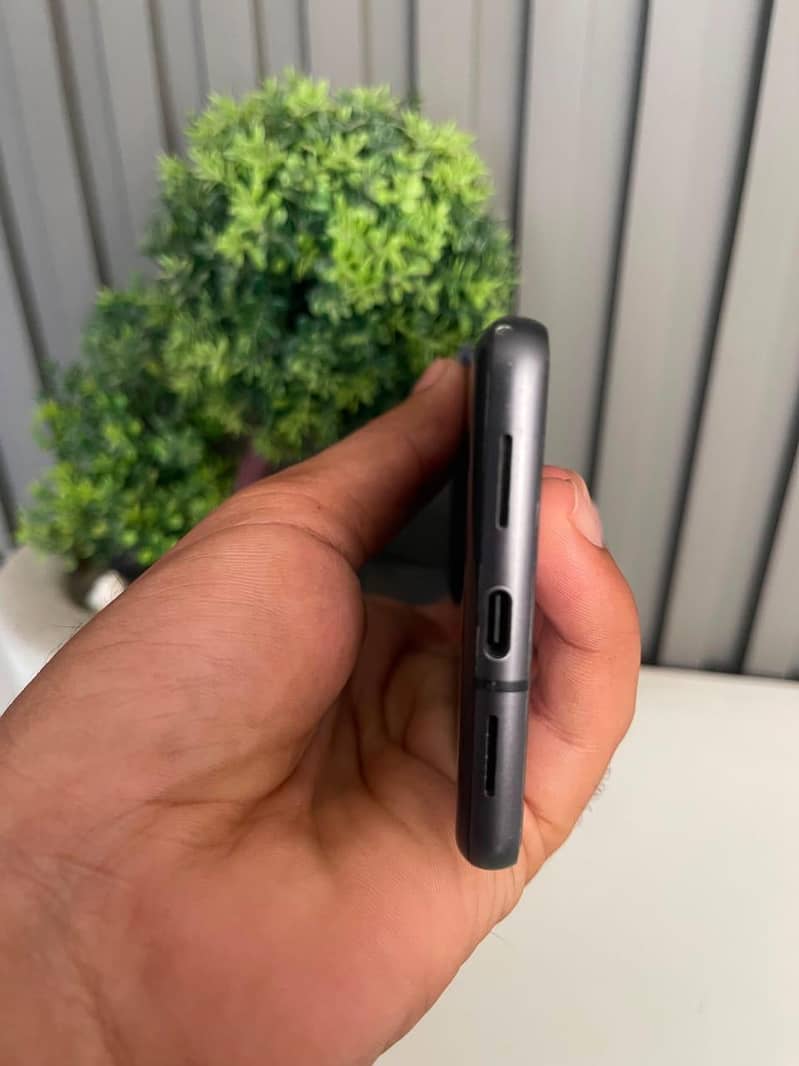 Google Pixel 7 6