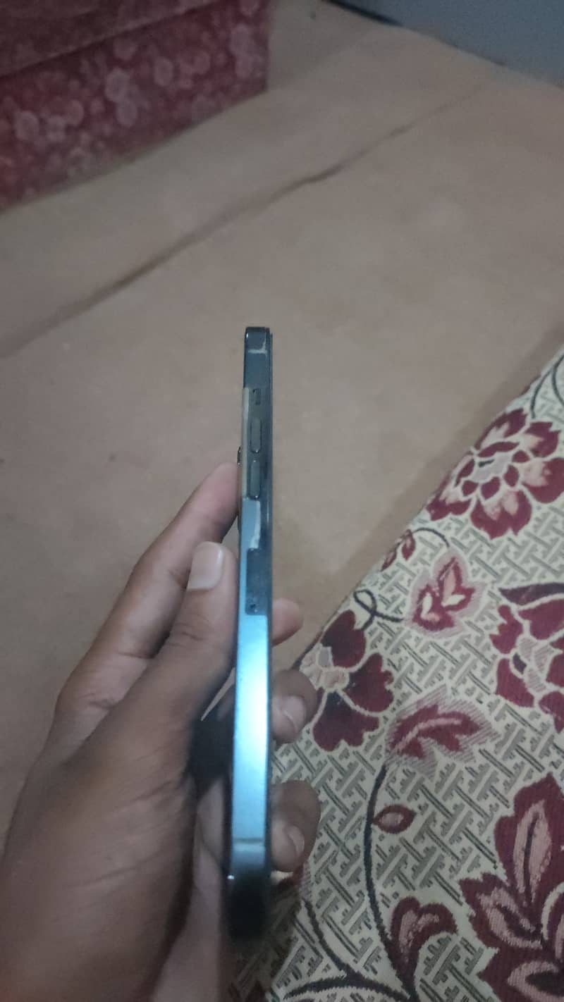 Apple iPhone 12 Pro Max 1