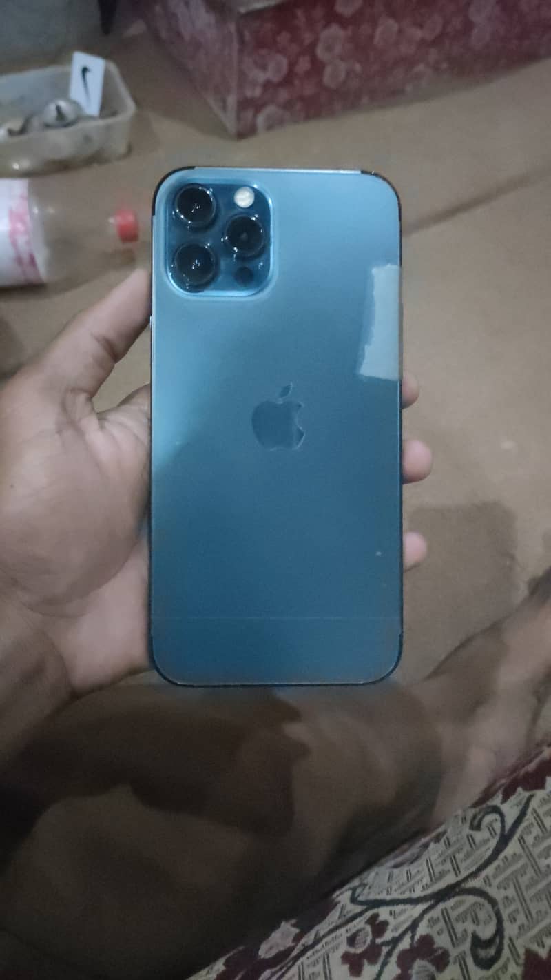Apple iPhone 12 Pro Max 4