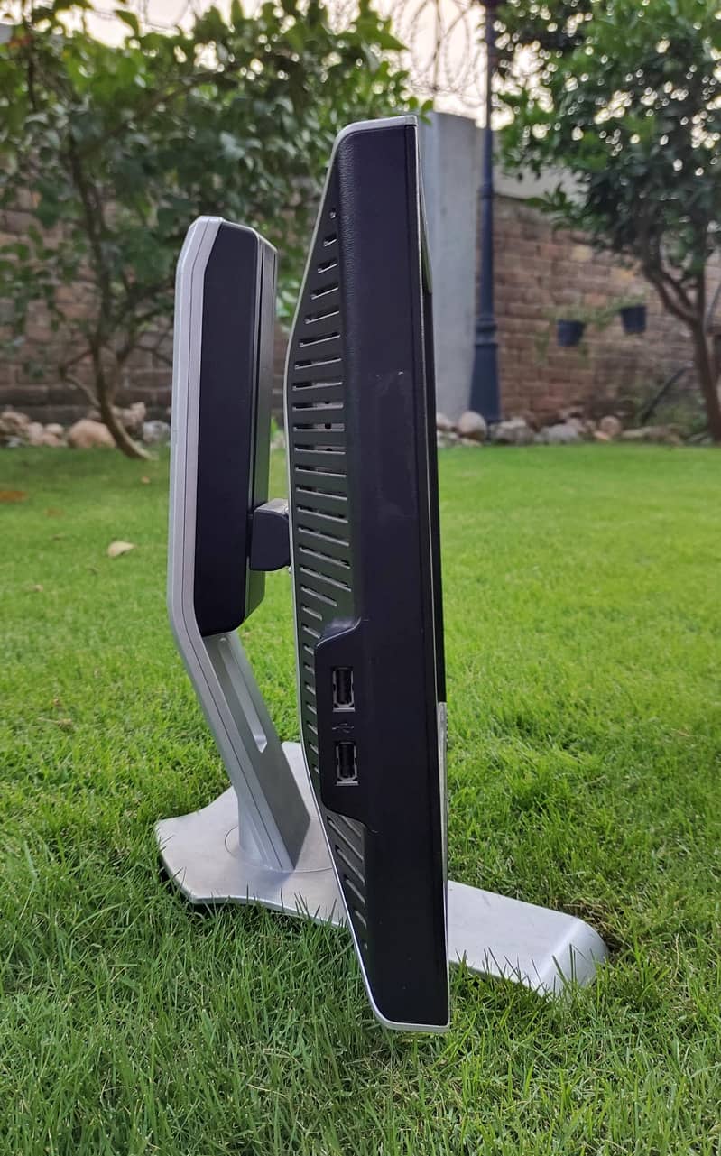 Dell Desktop PC - Complete setup 3