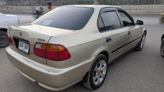 Honda Civic EXi 2000 auto urgent sale. 0321/39/72/72/9