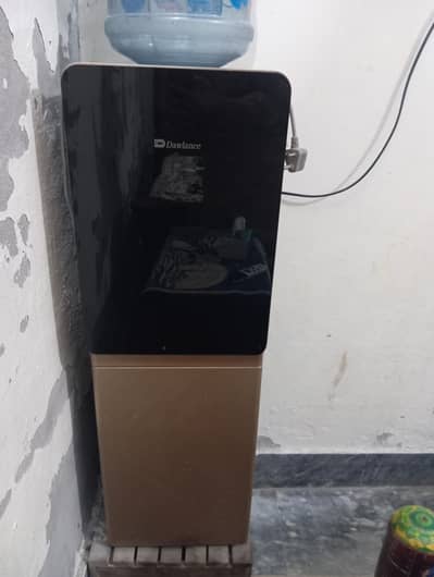 WATER DISPENSER WD-1051 GBR CHAMPAGNE With Refrigerator
