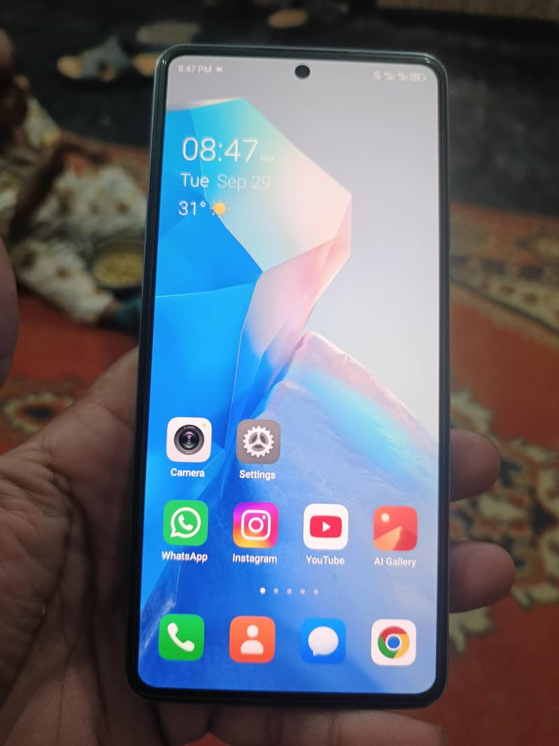 Tecno CAMON 20 Complete Box 1