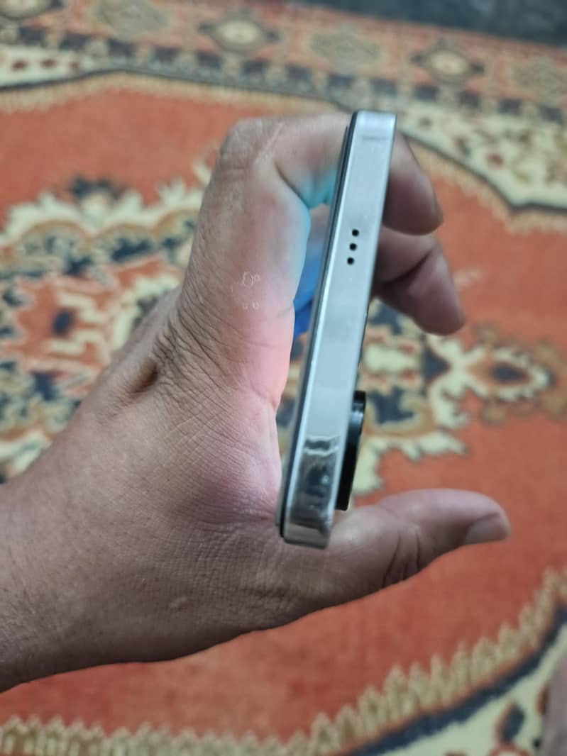 Tecno CAMON 20 Complete Box 5