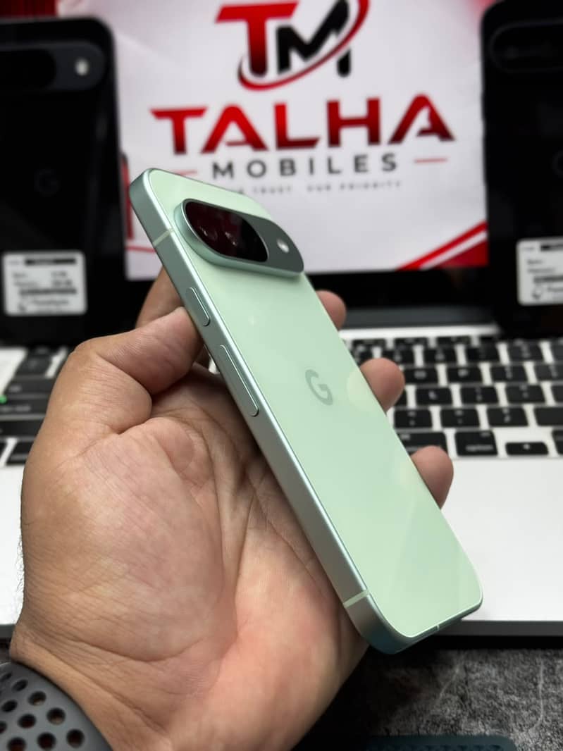 Google Pixel 9 5