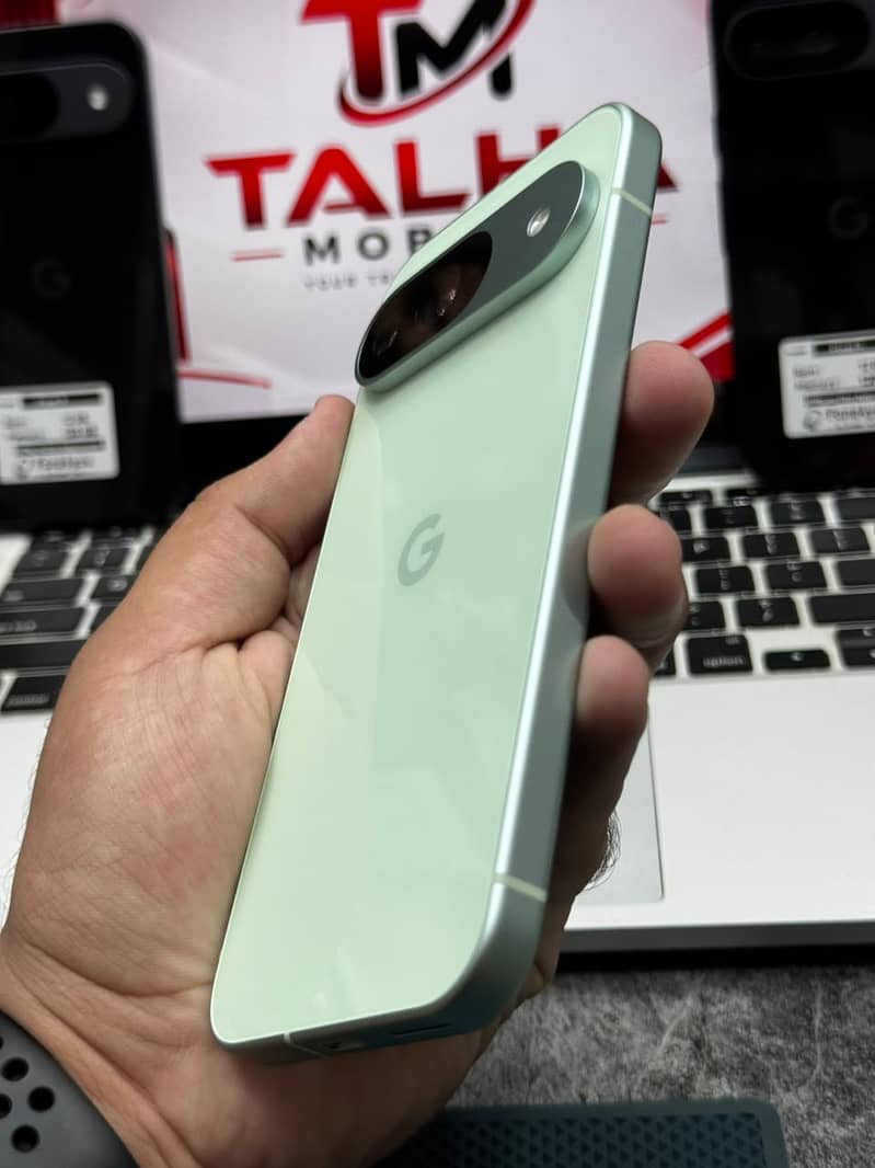 Google Pixel 9 8