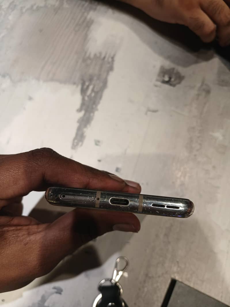 One Plus 8 5