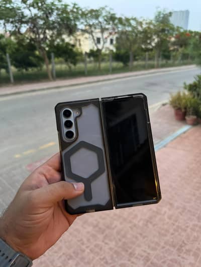Samsung Z Fold 5- PTA Approved | 256gb | 10/10 condition