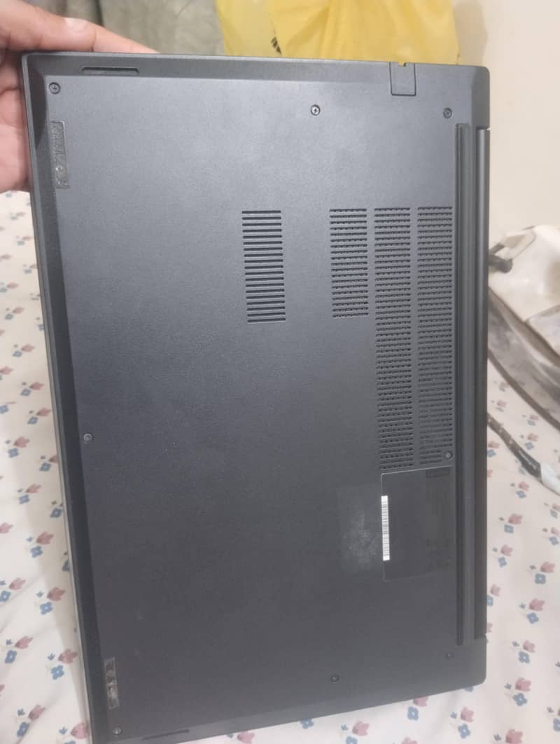 Lenovo E15 Thinkpad 6