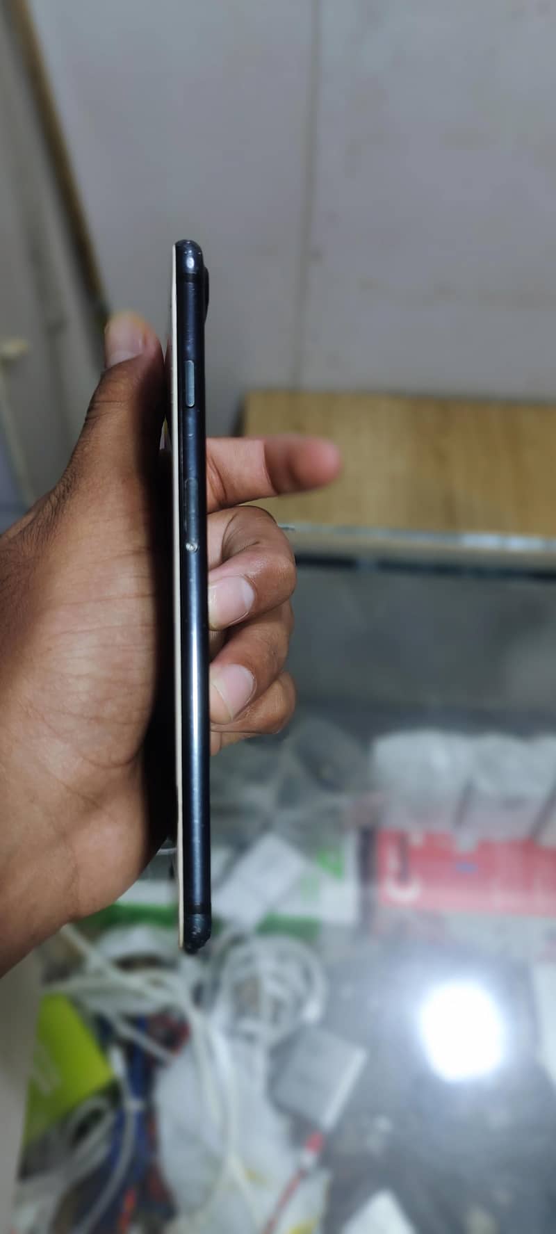 Apple iPhone 7 Plus 2