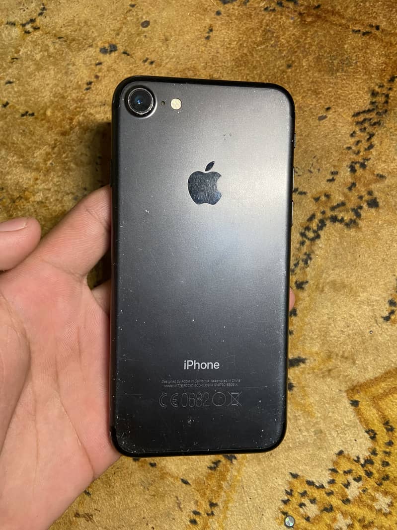 Apple iPhone 7 5