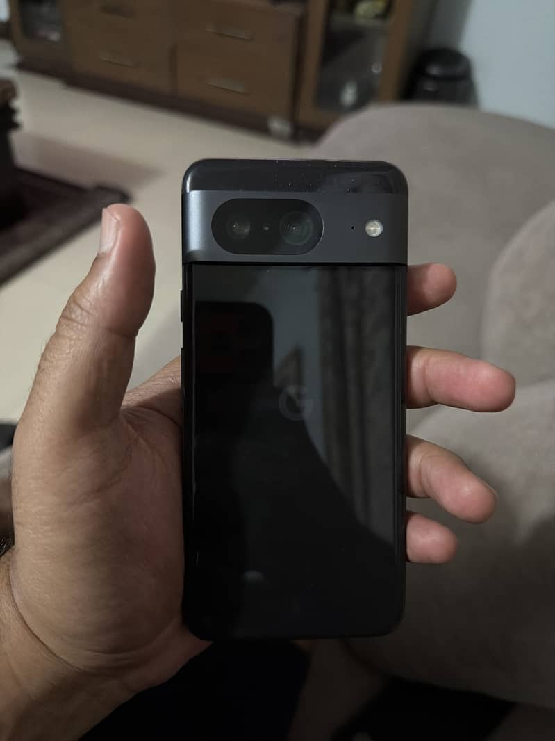 Google Pixel 8 1