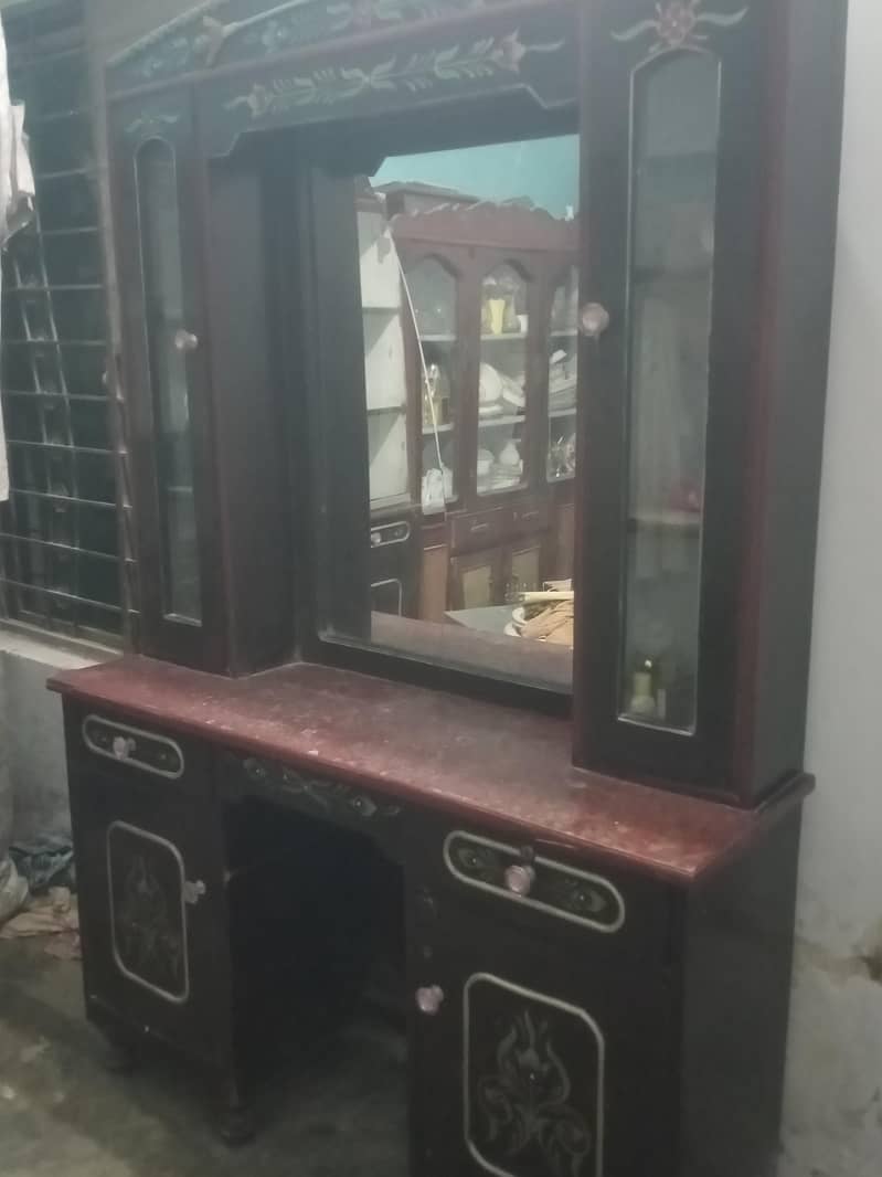 dressing table 1