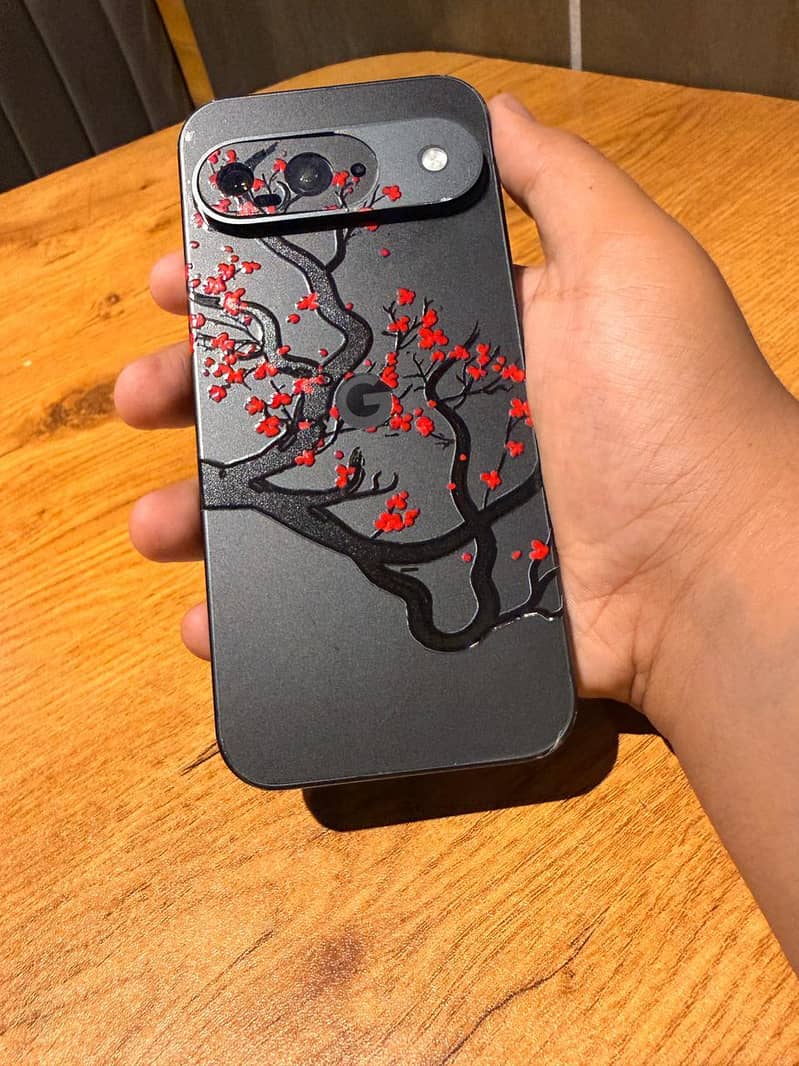 Google Pixel 9 4