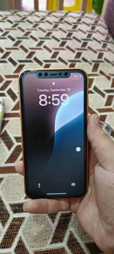Apple iPhone XR