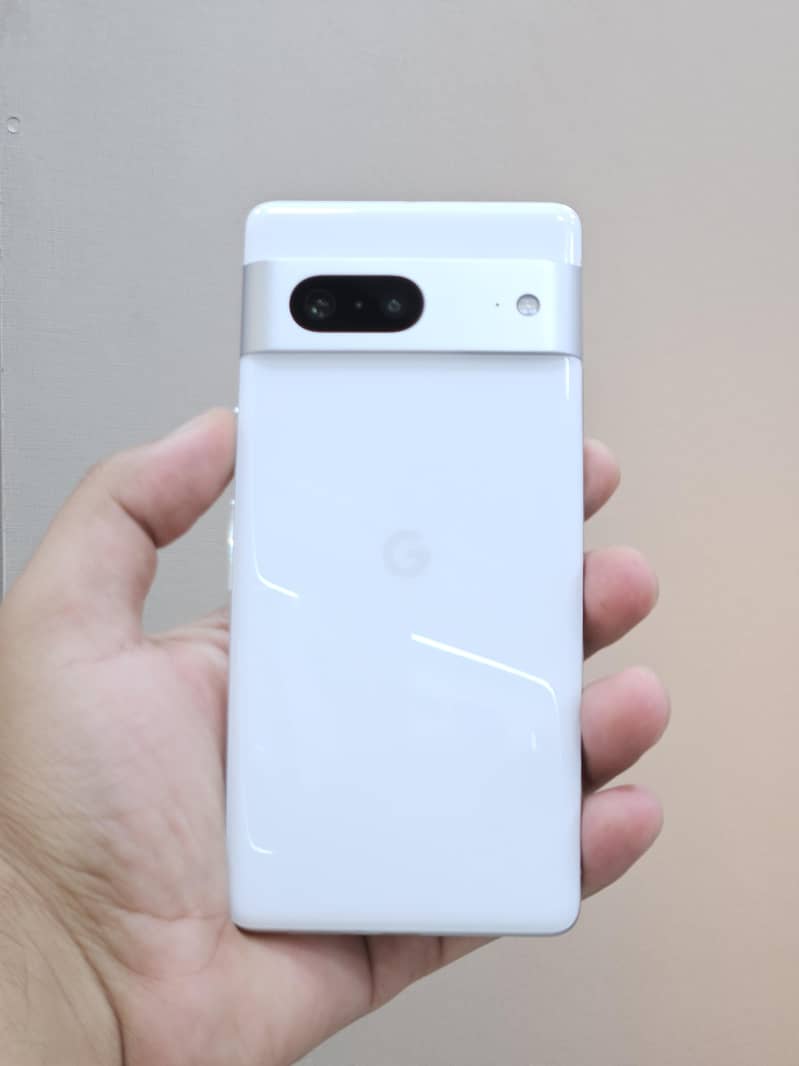 GOOGLE PIXLE 7 4