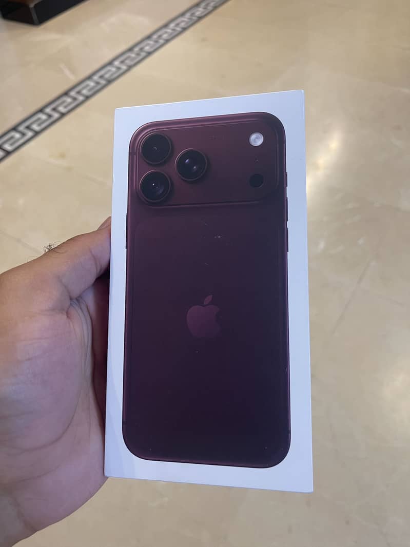 Apple iPhone 18 Pro Max 1