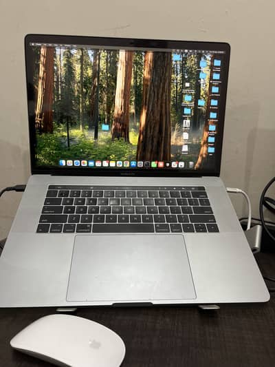 Macbook pro 2017 15"