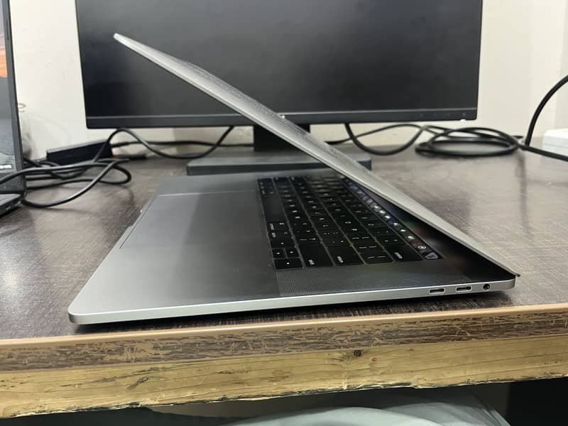 Macbook pro 2017 15" 4