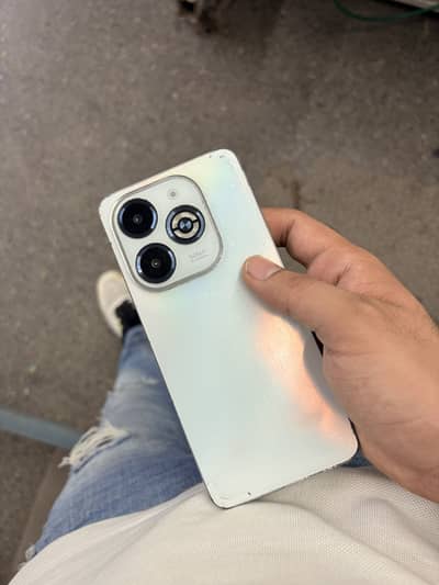 Infinix Smart 8 Plus