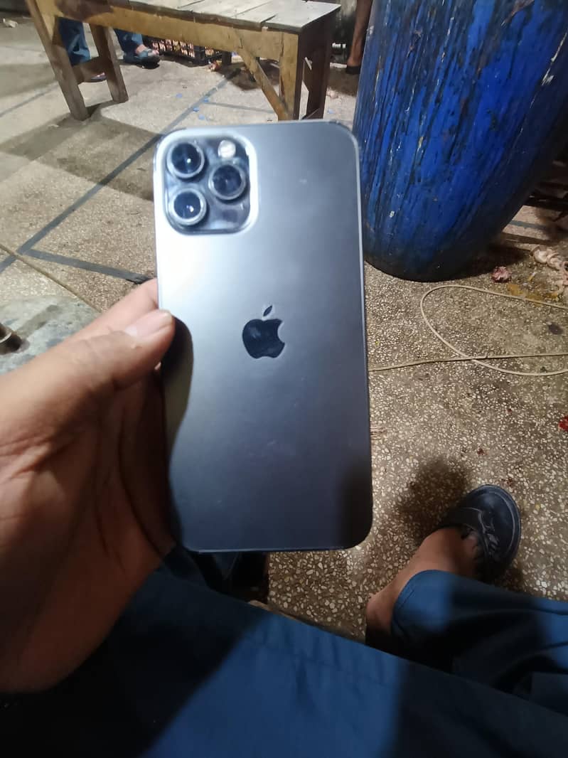 Apple iPhone 12 Pro Max 1