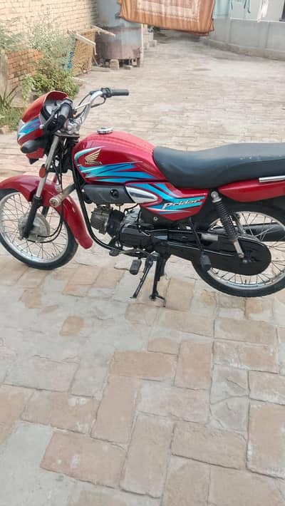 pridor Honda 2017 model best condition