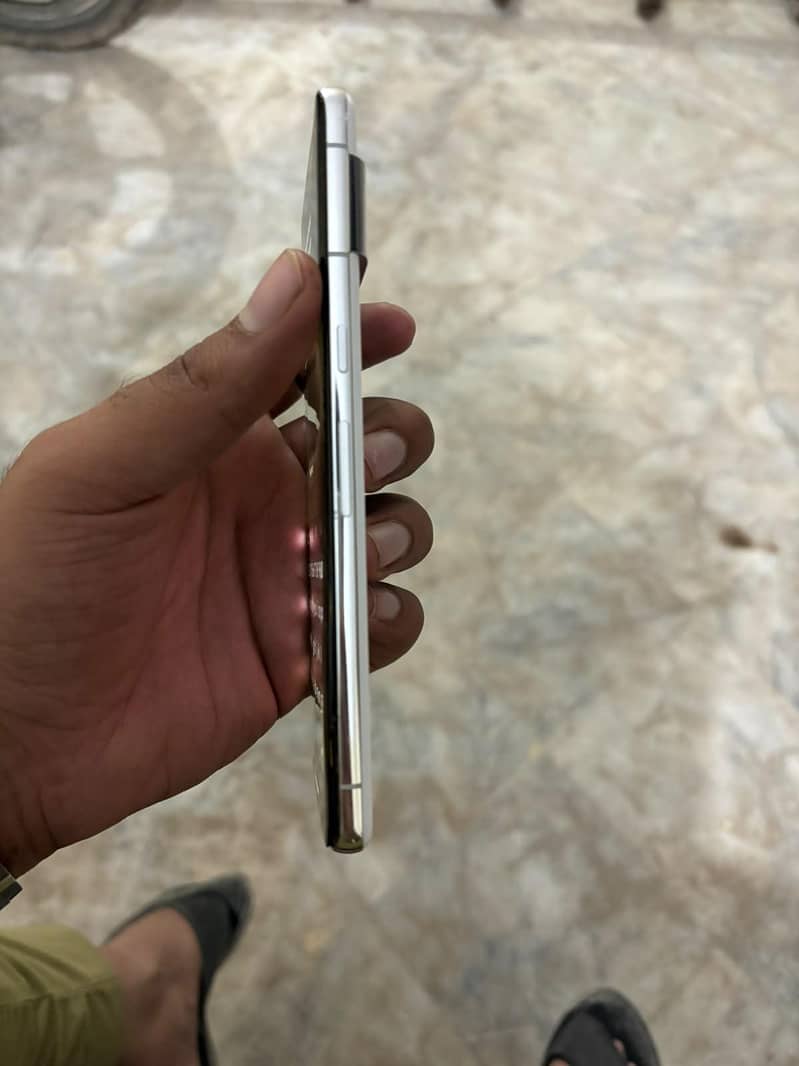 Google Pixel 7 Pro 2