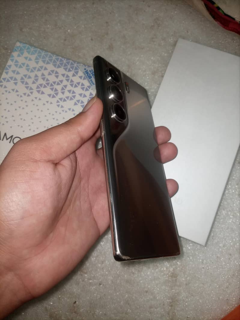 Tecno CAMON 40 Pro 2