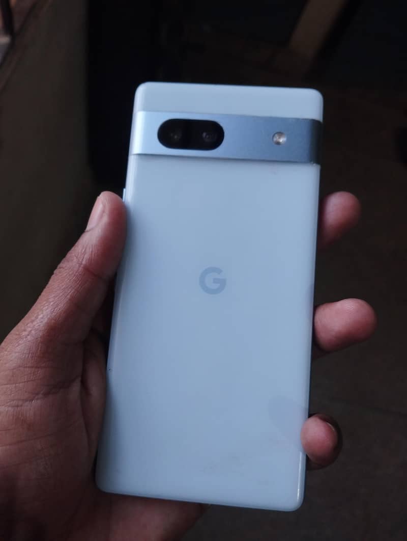 Google Pixel 7a 2