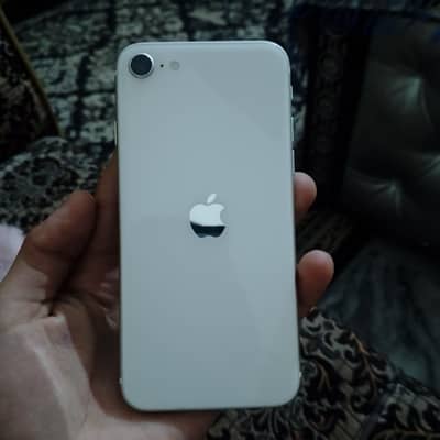 Apple iPhone SE