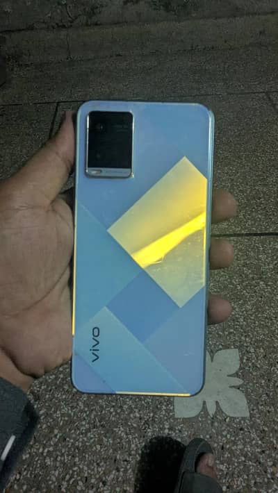 Vivo Y21