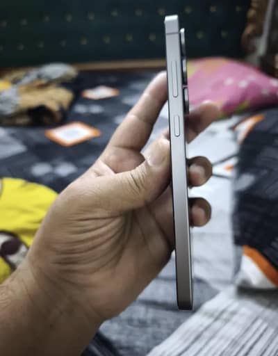 Samsung 25FE 8gb 128gb tax paid Online
