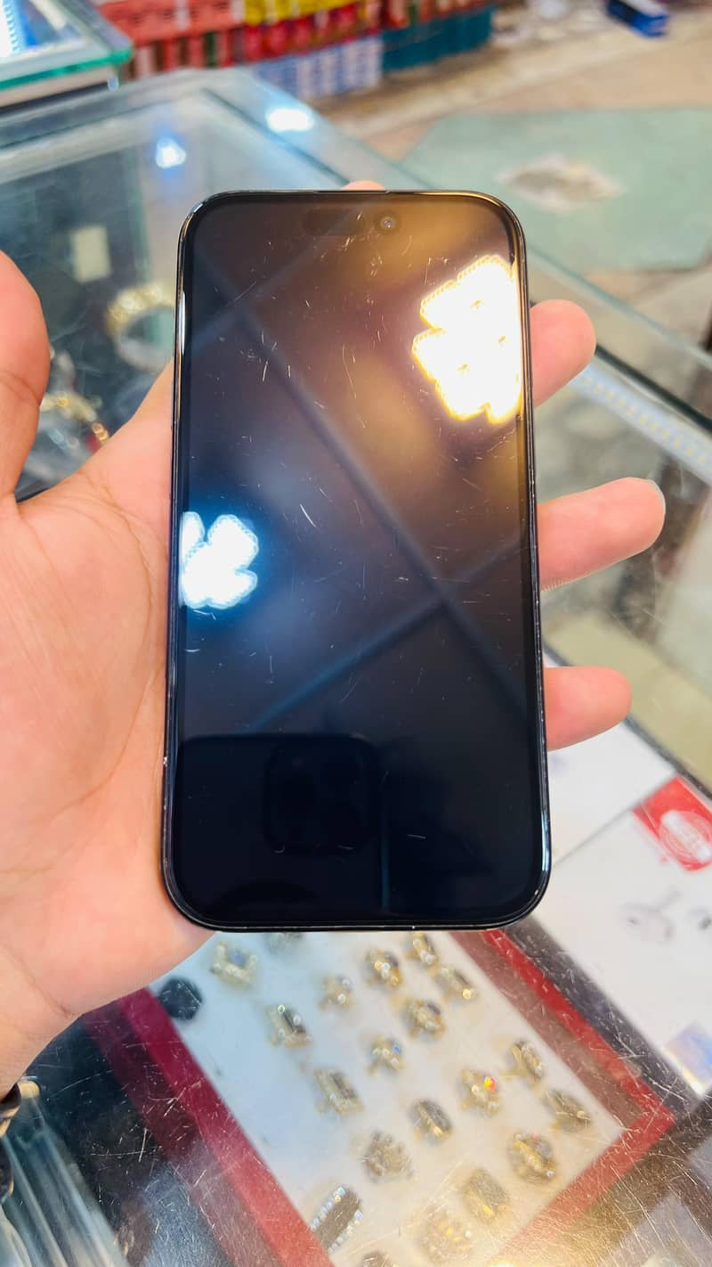 Apple iPhone 15 5