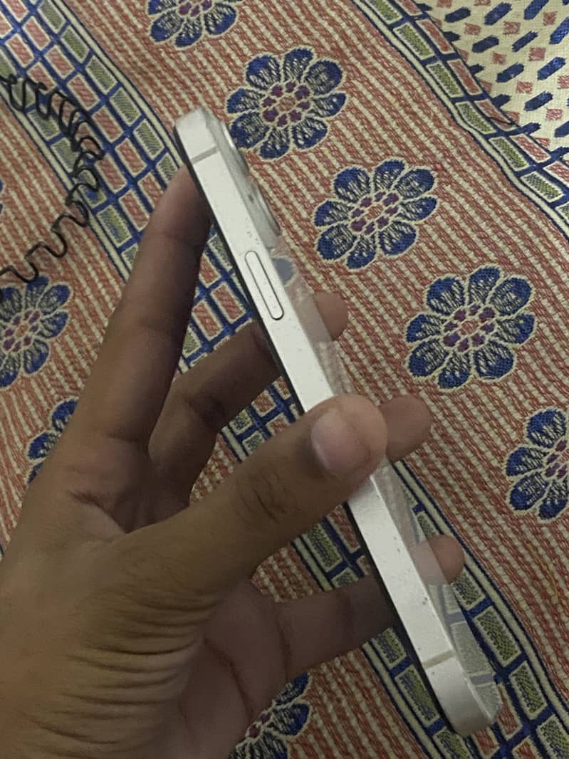 Apple iPhone 14 plus 5