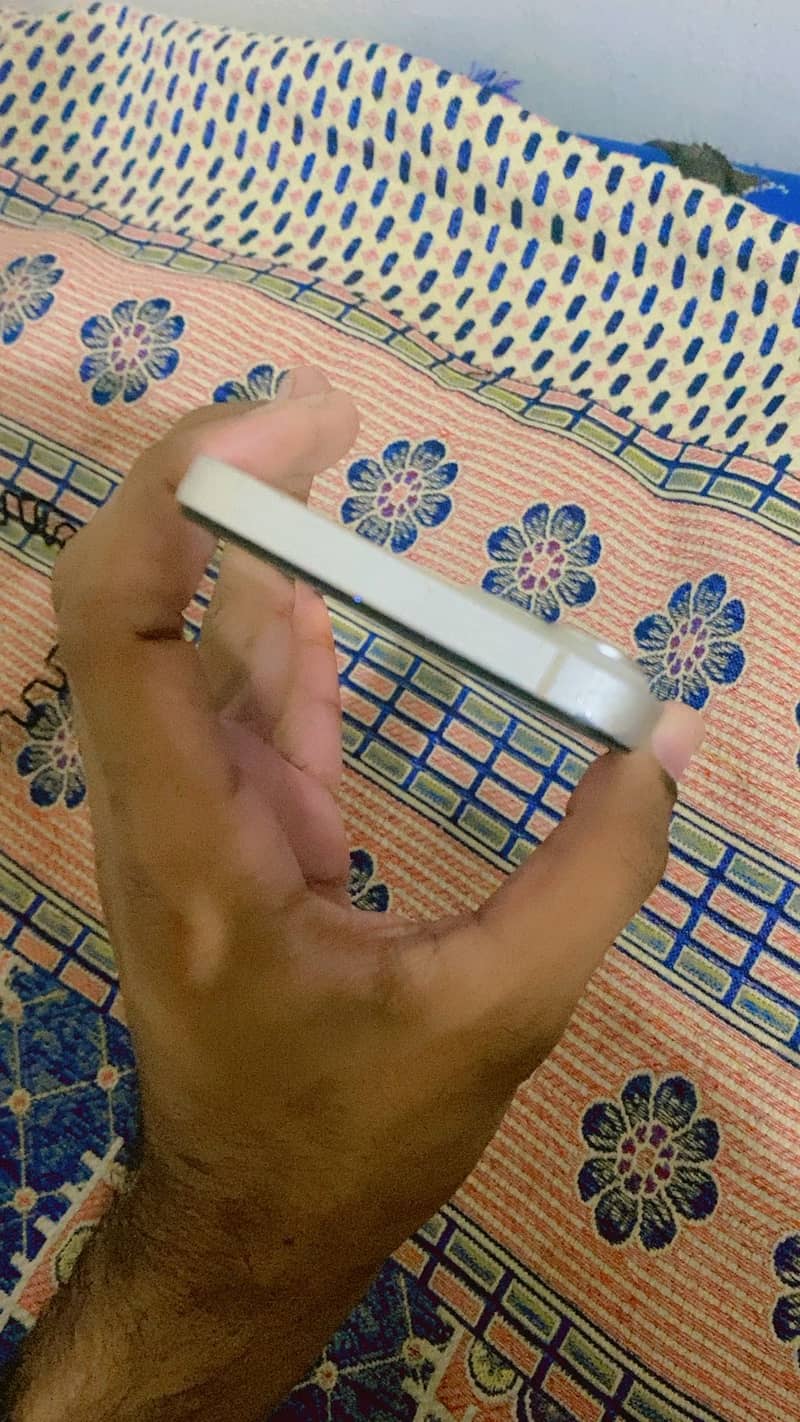 Apple iPhone 14 plus 11