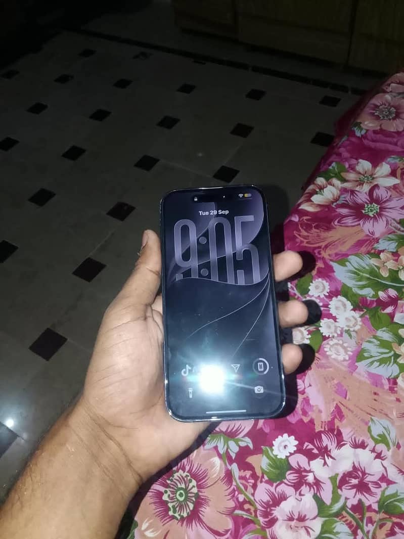 Apple iPhone 14 Pro 3