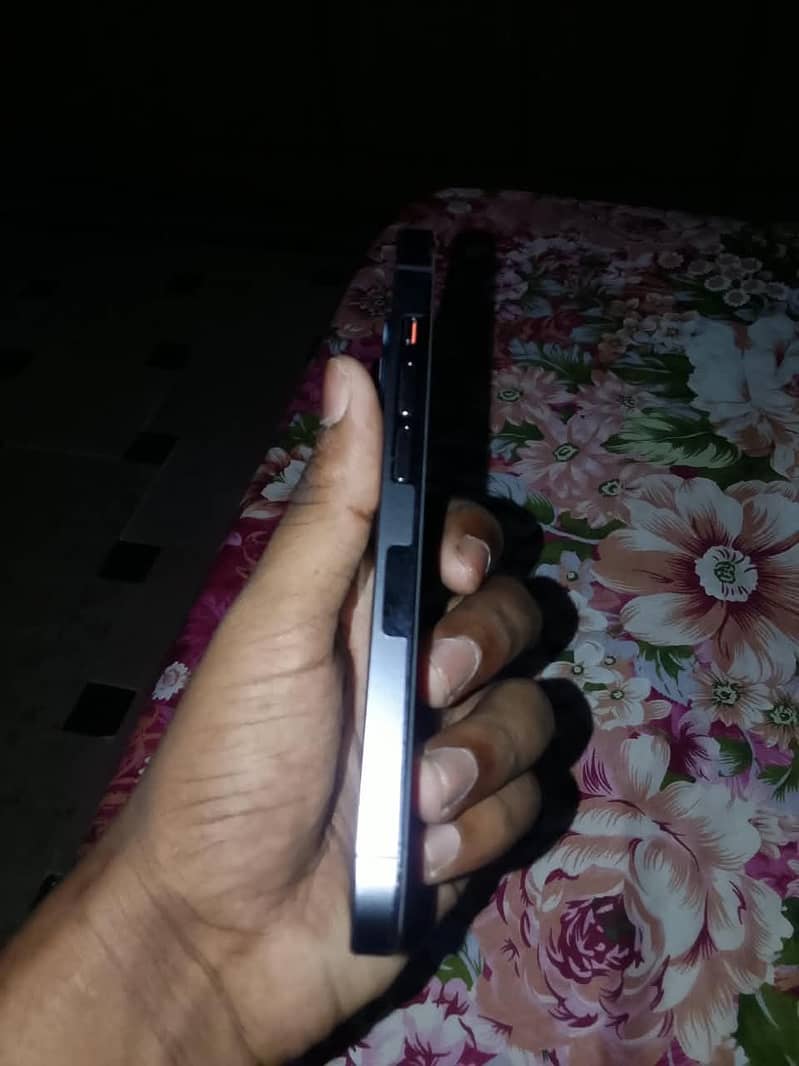 Apple iPhone 14 Pro 4