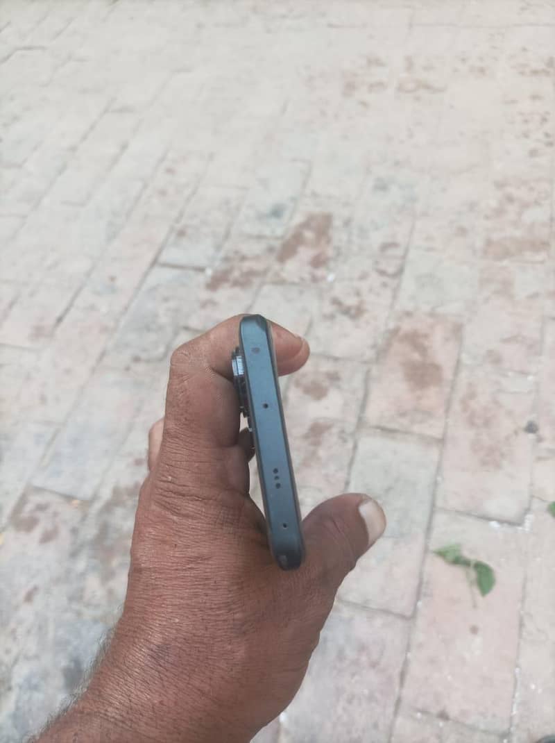 Xiaomi Redmi Note 13 Pro plus 3