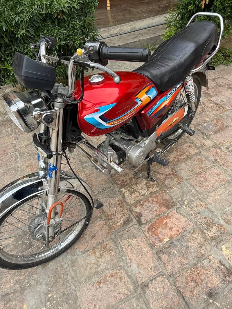 unitited 70 Motorcycle 2
