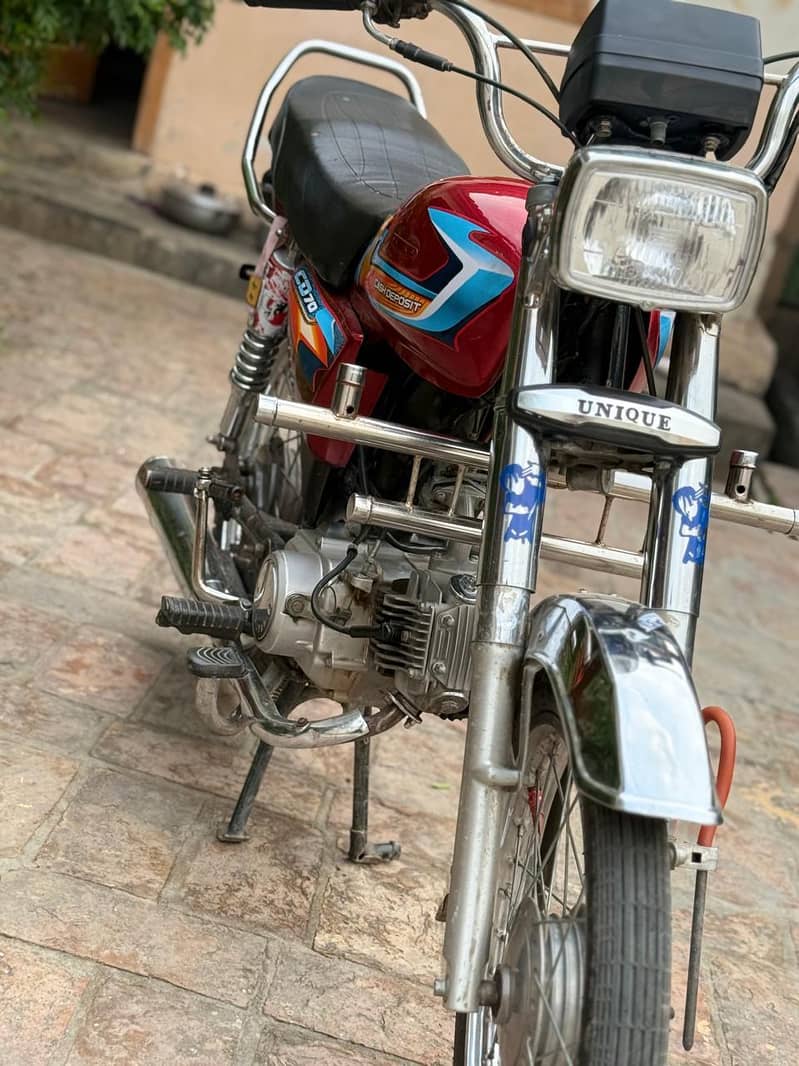 unitited 70 Motorcycle 3