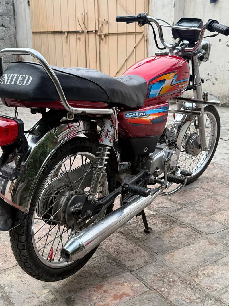 unitited 70 Motorcycle 4