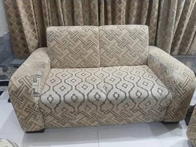 9 seater sofa set condition very good