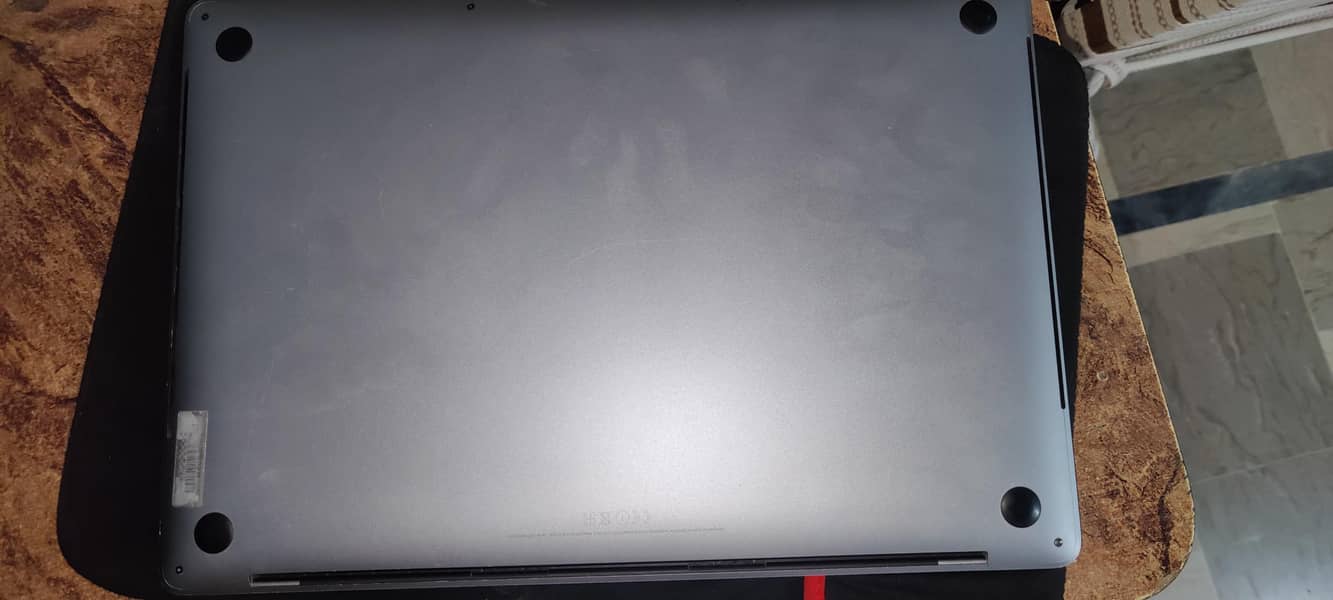 Mac book Pro 2016 model 7