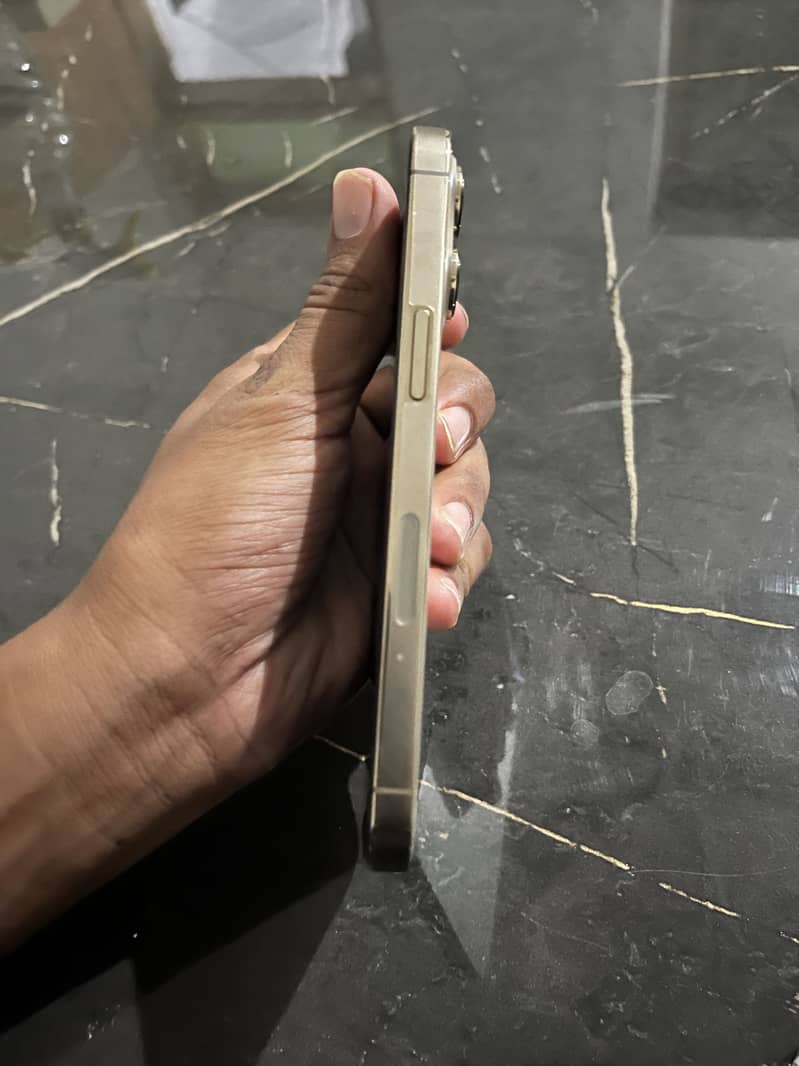 Apple iPhone 13 Pro 1