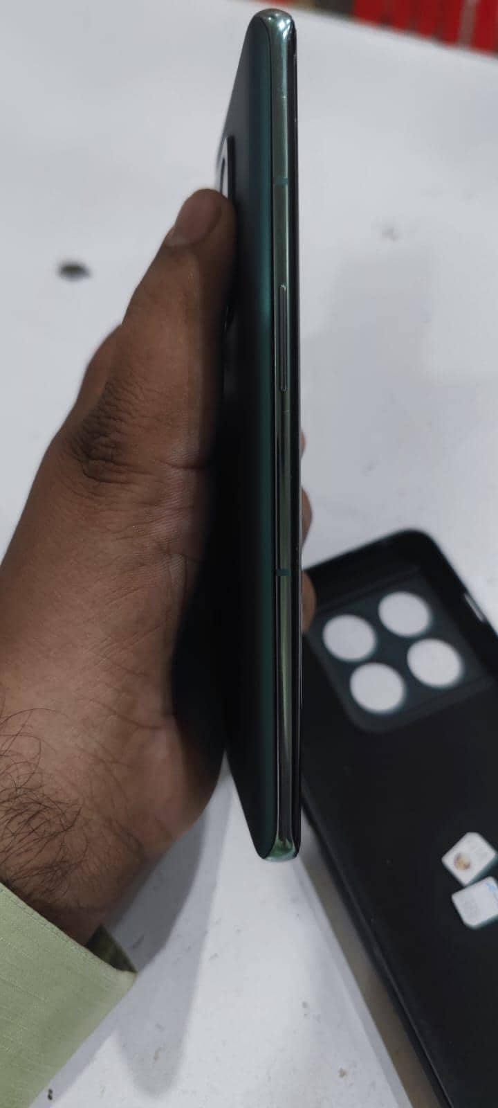 OnePlus 10 pro 2