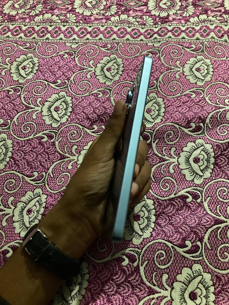 Xiaomi Redmi Note 13 1