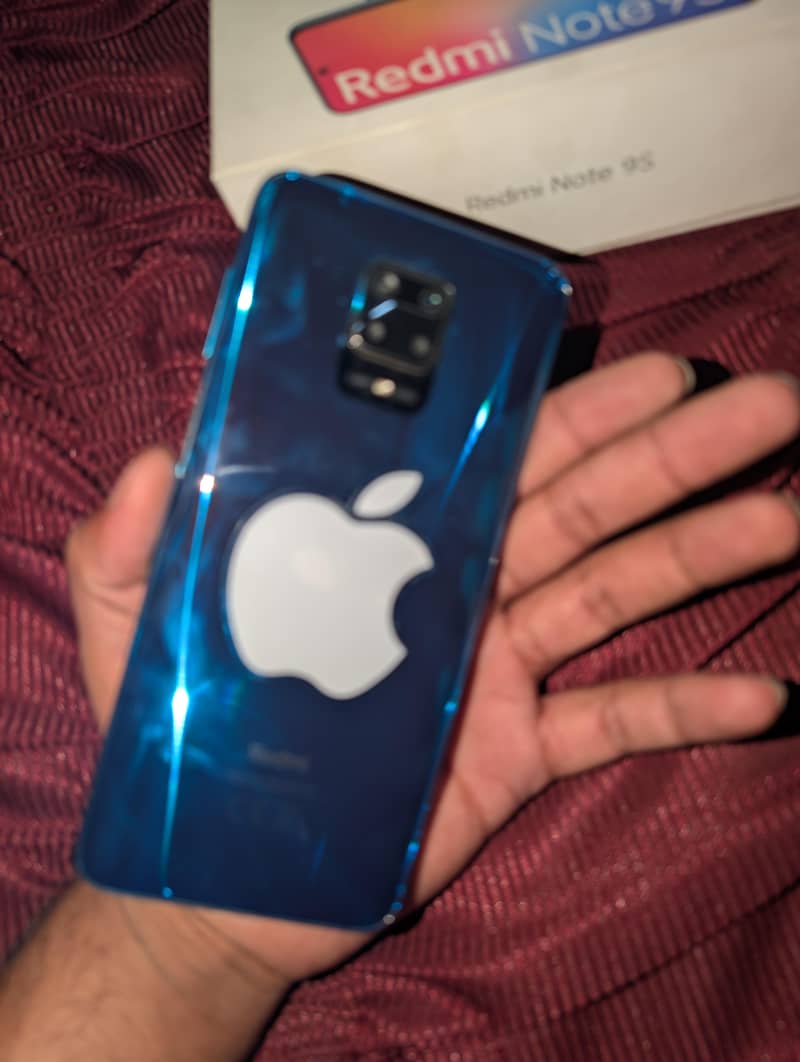 Xiaomi Redmi Note 9S 0